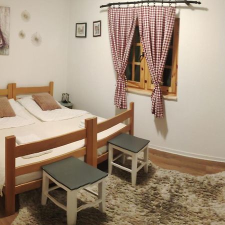 Fruska House Villa Besenovacki Prnjavor Dış mekan fotoğraf